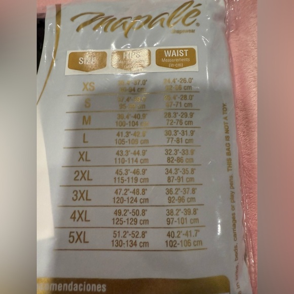 Mapale Shapewear Low Back Knee
Length Shapewear in XL made in Columbia - Picture 6 of 7